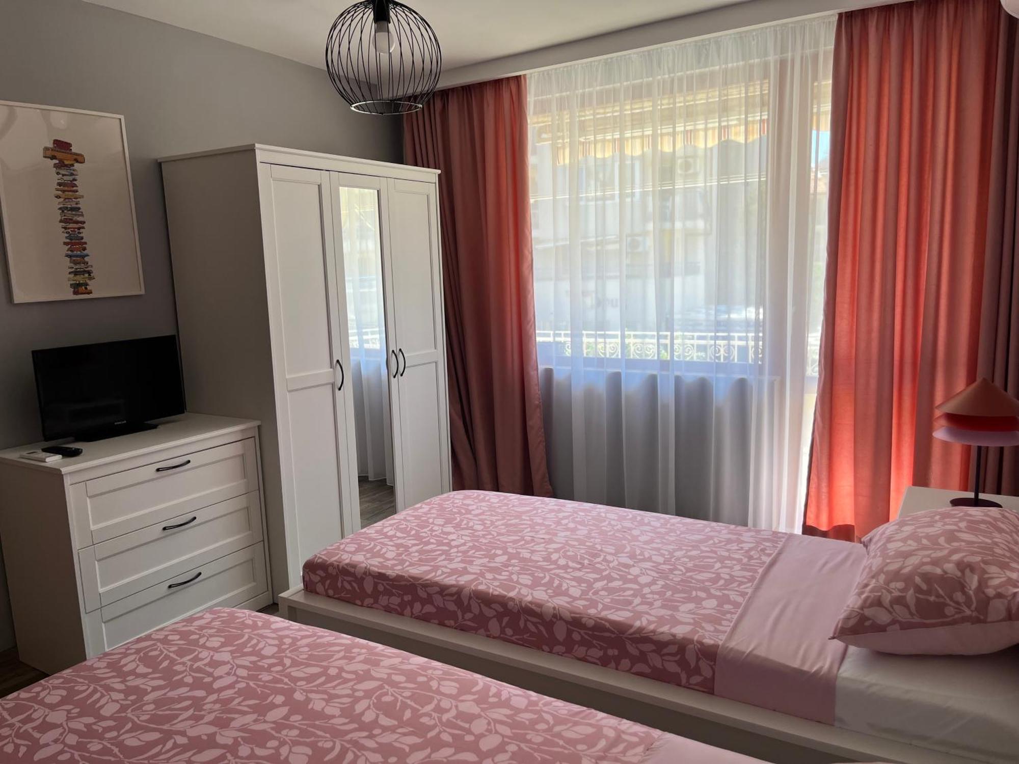 Одеса 37 Apartment Sozopol Bagian luar foto